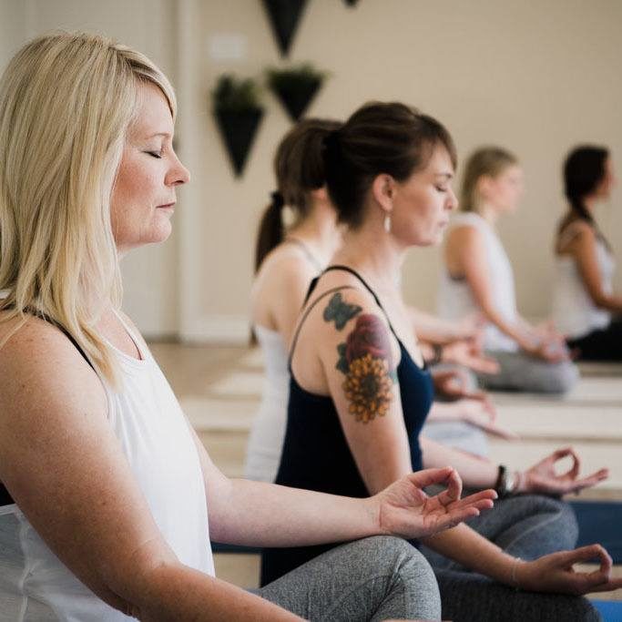 Sarovara Yoga Studio Bobcaygeon Ontario - Classes with Ally Boothroyd